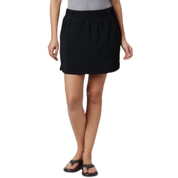 Columbia Dresses & Skirts - COLUMBIA Black Omni-Shield Advanced Repellency Chill River Skort Skirt